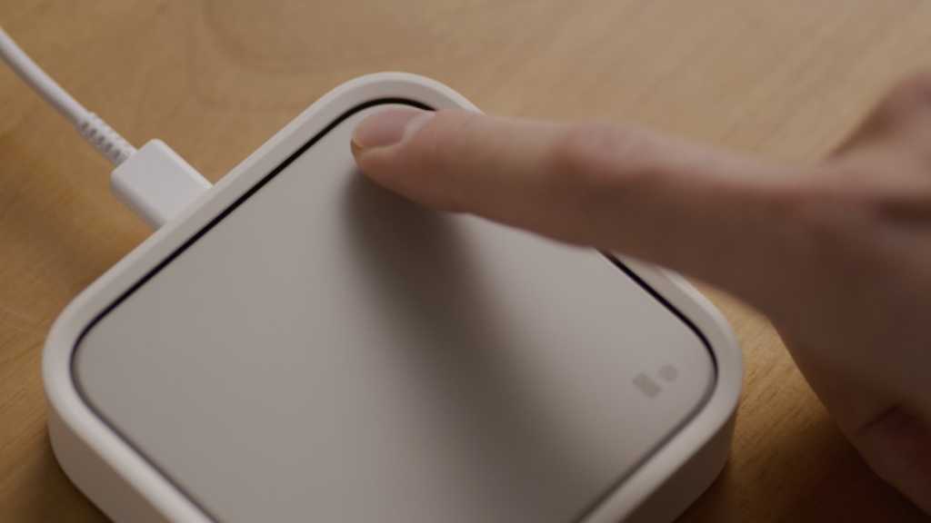 Samsung’s SmartThings Station Shrinks Smart Living into a Button